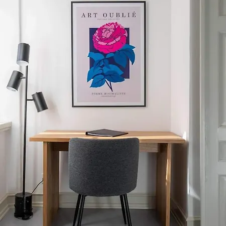 Apartman Spacious On Lively & Vibrant Street *