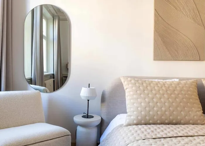 Spacious On Lively & Vibrant Street * Copenhagen