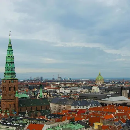 Spacious On Lively & Vibrant Street Kopenhaga